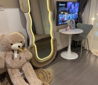 Tu Liem Apartment | Homestay Studio - Vinhomes Smart City