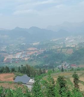 Bac Ha Hostel | Homestay Sung Linh
