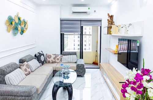 Huong Thuy Apartment | Homestay The Manor Crown Hue