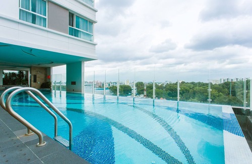 Phu Nhuan Apartment | Homie studio -Ho Chi Minh-Tan son nhat airport- free pool/gym