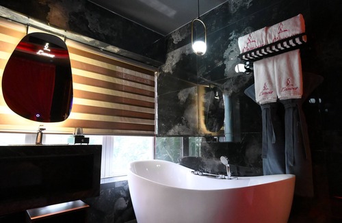 Go Vap Hotel | Hotel Lamour