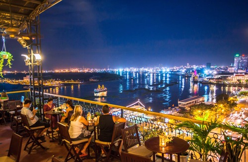 Bach Dang Riverside Hotel | Hotel Majestic Saigon