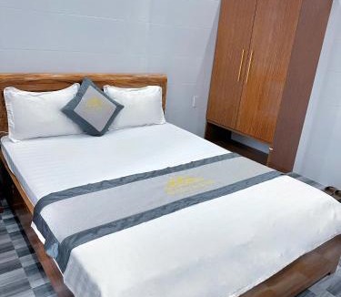 Quang Trach Hotel | Hotel Nắng Hạ