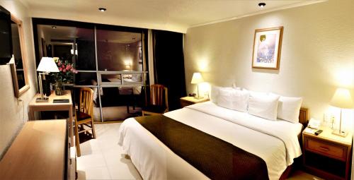 Zona Rosa Hotel | Hotel PF