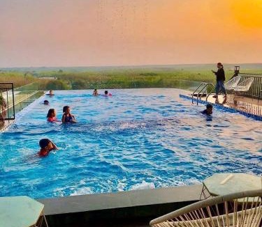 Hon Quan Hotel | Hotel Stylish Tân Khai
