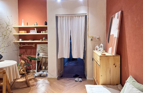 Hang Bai House | House 2F|Super Location|5 minutues to Hoan Kiem lake|Take to the airport
