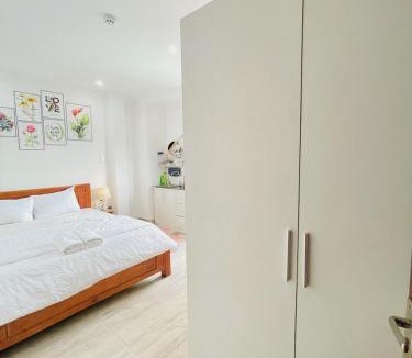 An Phu Apartment | I RiverSide 304B I Compact & Quiet Studio w Kitchen