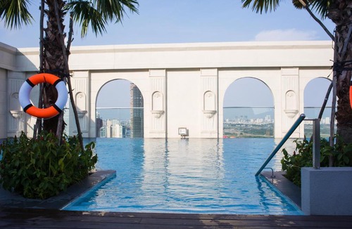 Bach Dang Riverside Apartment | ICON56 Brand-new Apartment Free Gym Pool