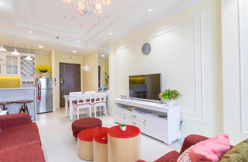 Bach Dang Riverside Apartment | ICON56 Brand-new Apartment Free Gym Pool