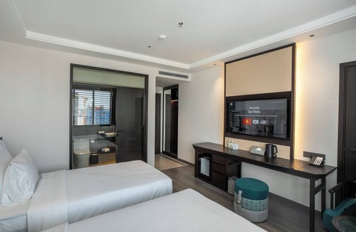 Tran Phu Beach Hotel | Iconique Hotel Nha Trang
