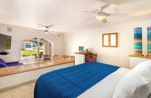 Salina Grande Resort | Isla Mujeres Resort Studio Hotel King
