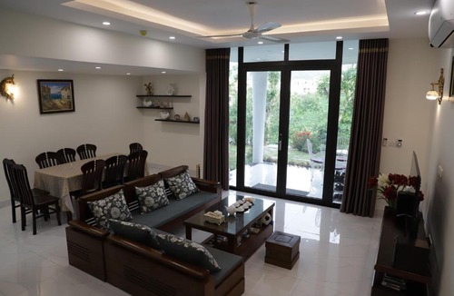 Luong Son Villa | Ivory villa hoà bình