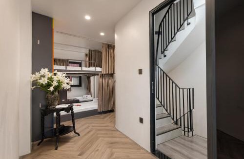 French Quarter Hostel | Ja Costa Hostel
