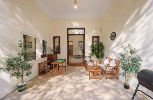 Tay Ho House | Jacuzzi House West Lake with Spacious Balcony