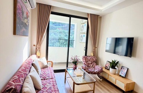Sa Pa Apartment | Jade Nguyễn Sapa 2 ROOM- Balcony with mountain view, kitchen, washing machine