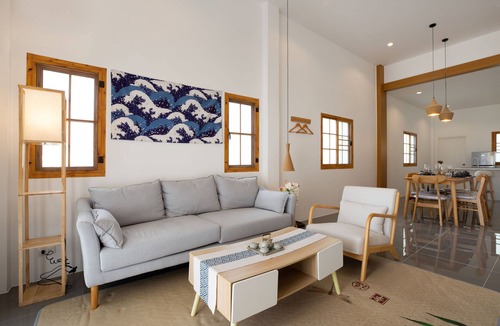 Thep Kasattri Villa | Japanese Style Villa Sunrise Garden B190