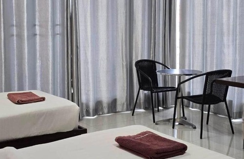 Buriram Hostel | Jiranakron Park