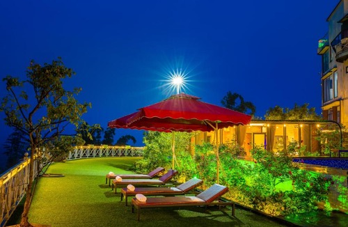 Cha Pai Hotel | JK Sapa Homestay & Swimming Pool