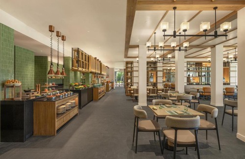 Chiang Rai Hotel | Kahavadi Chiang Rai, Curio Collection by Hilton