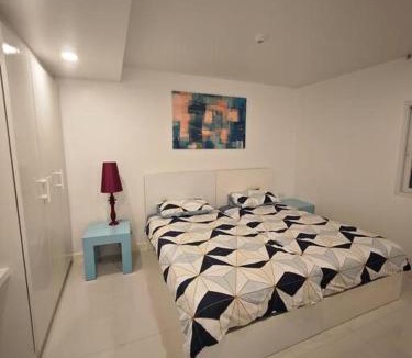 Karon Apartment | Karon Beach Large 2 bedrooms & living room Seaview apartment