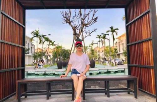 Huong Thuy Hotel | KenPPi HOMESTAY - NGUYÊN CĂN, đậu nhiều xe ô tô