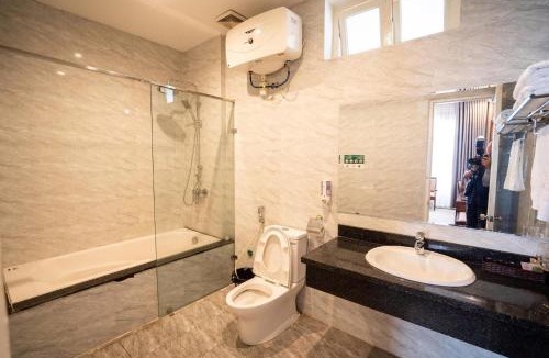 Ha Long Hotel | Khách Sạn Hồng Hà