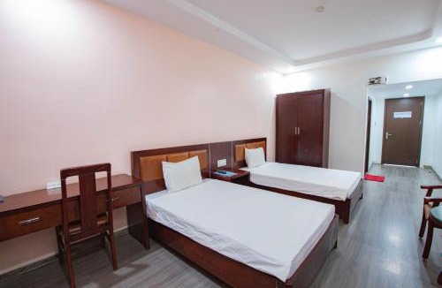 Cam Pha Hotel | Khách sạn Vân Long
