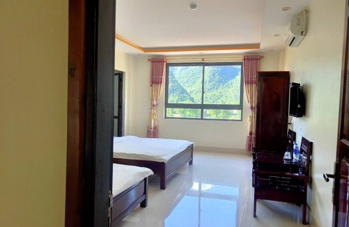 Trung Khanh Hotel | Khach san So Oanh