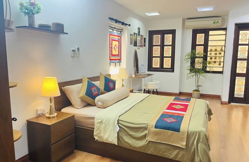 Đien Bien House | Kim's Home in Ba Dinh - OOO Room
