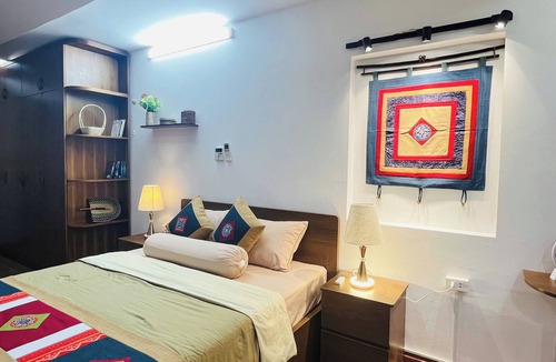 Đien Bien House | Kim's Home in Ba Dinh - OOO Room