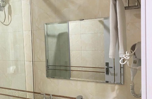 My Đinh Hotel | King Luxury Hotel