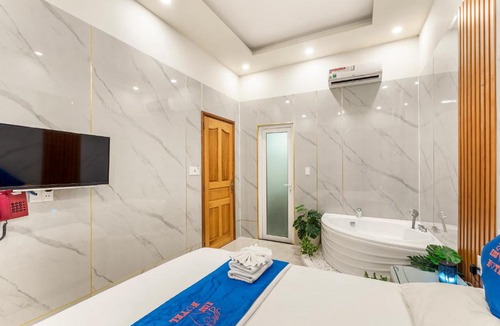 Ba Queo Hotel | KISS Hotel Tân Bình