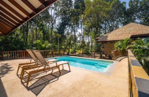 Nuea Khlong Resort | Koh Jum Beach Villas "A member of Secret Retreats"