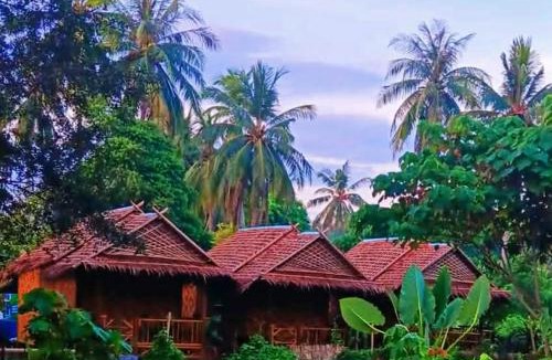 Ko Mook Ski Chalet | Kohmook Money RUEAN PHAI