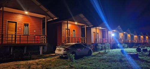 Kong Lor House | Konglor cave Resort - River side Restaurant