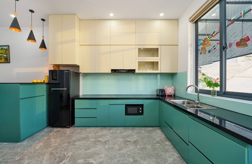 Phuong Villa | KP VILLA - 9 ROOMS - 11 BEDS Peaceful, full of natural light!