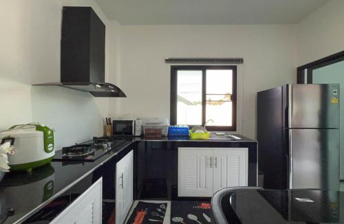 Nikhom Phatthana Villa | Kuekul Pool Villa