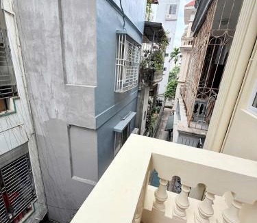 Ba Dinh House | La Casa Di Dicembre 194 Đội Cấn Alley
