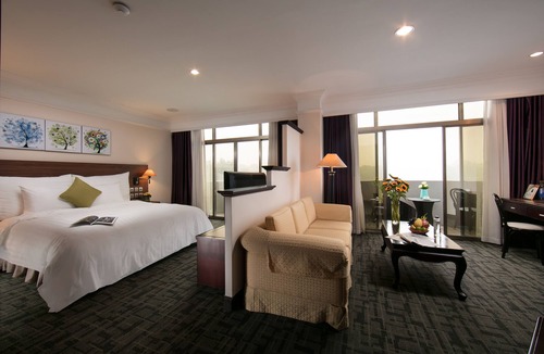 Ngoc Khanh Hotel | Lake Side Hotel
