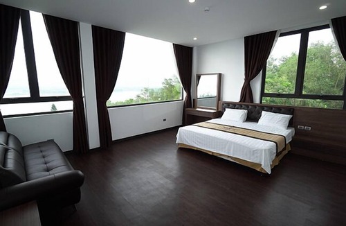 Phuc Yen Hotel | Lakeside Dailai Hotel