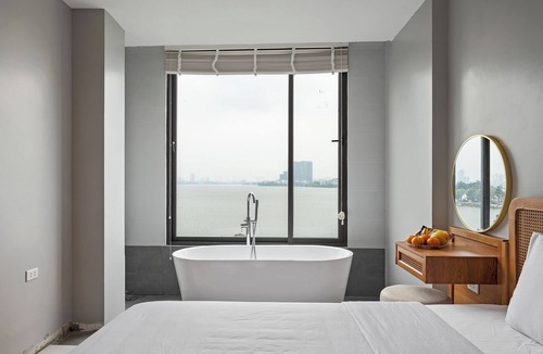 Thuy Khue Hotel | Lakeview Residence