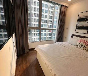 Hang Xanh Hotel | Landmark Nova - Vinhome Central Park