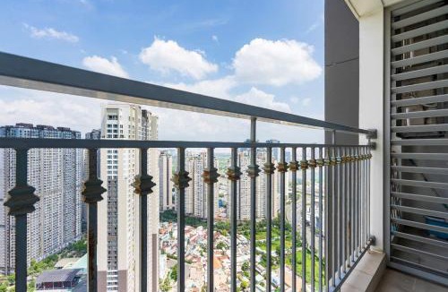 Hang Xanh Apartment | Landmark Plus 2 bedroom
