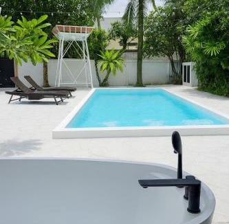 Chang Phueak Villa | Lanna Private Pool Villa 5min Nimman