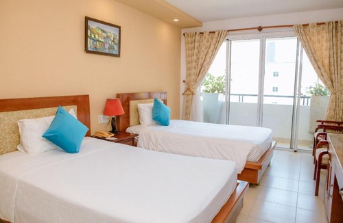 Tran Phu Beach Hotel | Lanxy Hotel Nha Trang