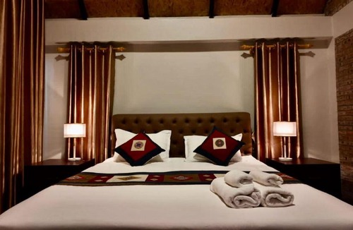 Luang Prabang Boat Rental | Lao Asia Resort Luangprabang