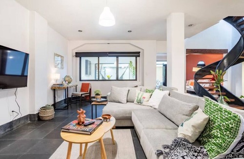 La Condesa House | Large Private Condesa Home Perfect for Families & Groups