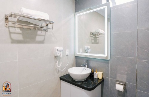 Cat Hai Hotel | Latritcia Boutique Hotel