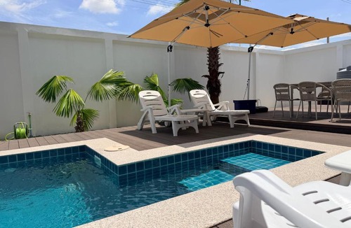 Vientiane Prefecture Villa | LaViena pool villa