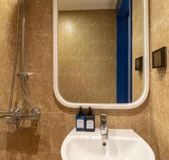 East Ham Tien Beach Hotel | LCV Mũi Né Resort
